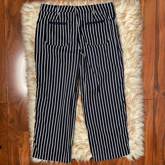 Chico’s wide leg crop - Picture 5 of 8